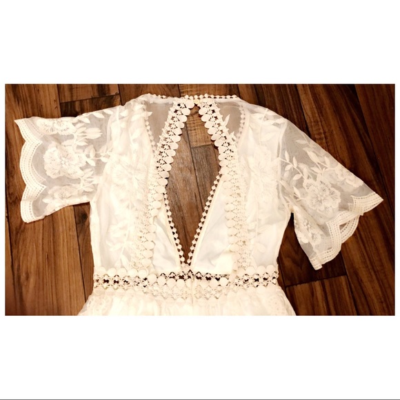 Lace Romper, size S - Picture 4 of 8